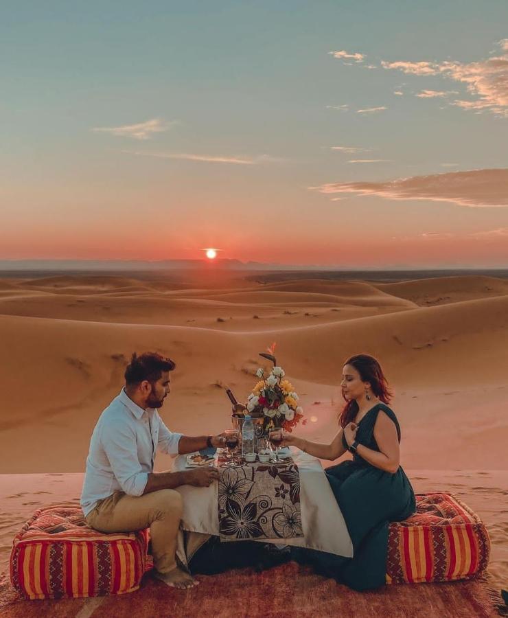 Sahara Luxury Glamping Hotel Merzuga Kültér fotó