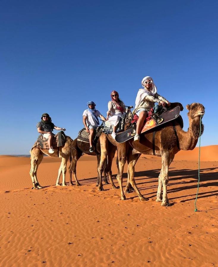 Sahara Luxury Glamping Hotel Merzuga Kültér fotó