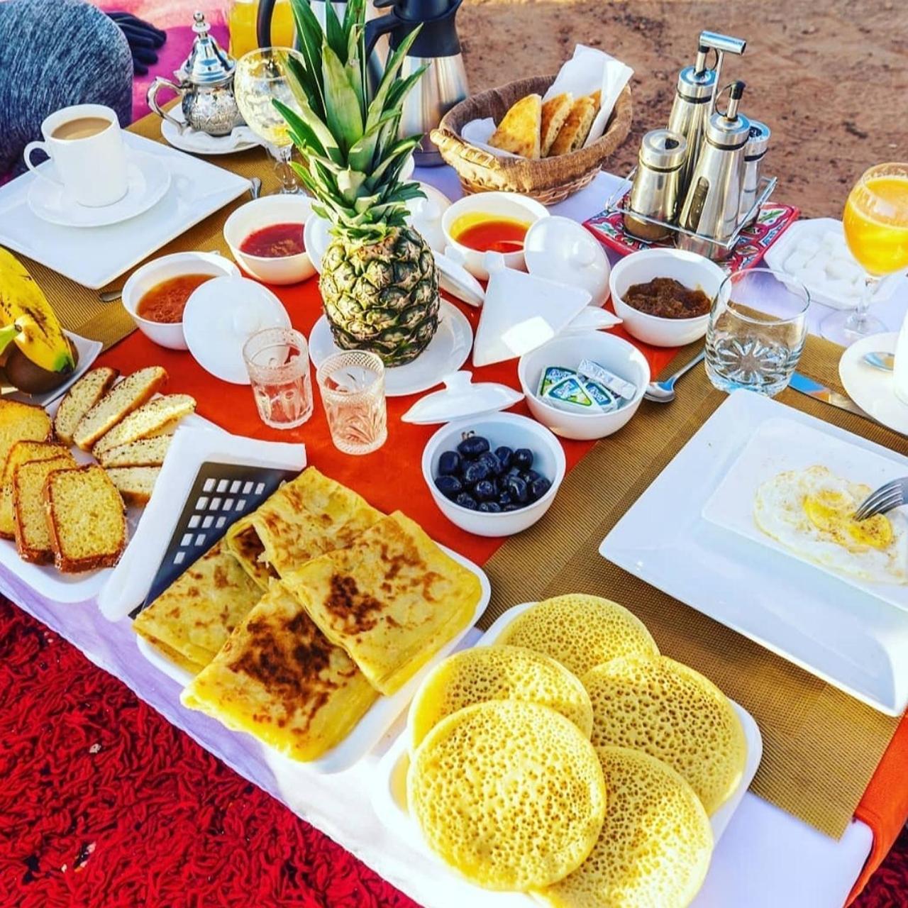 Sahara Luxury Glamping Hotel Merzuga Kültér fotó