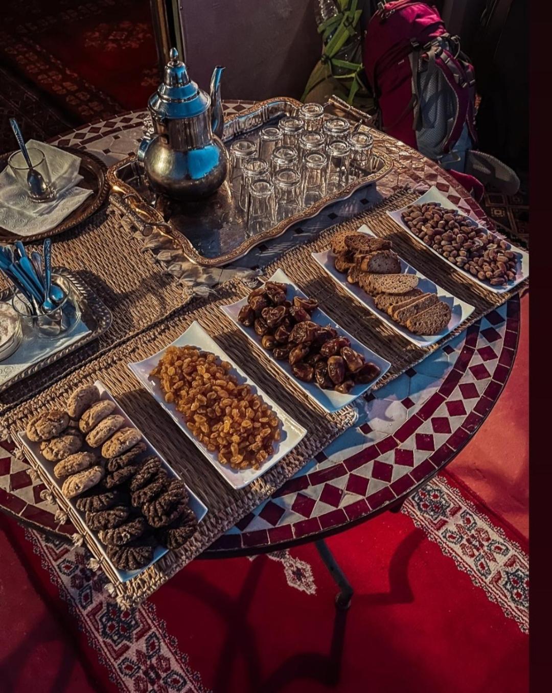 Sahara Luxury Glamping Hotel Merzuga Kültér fotó